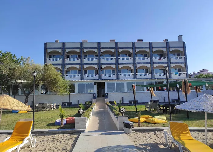 Cunda Basel Hotel 3*