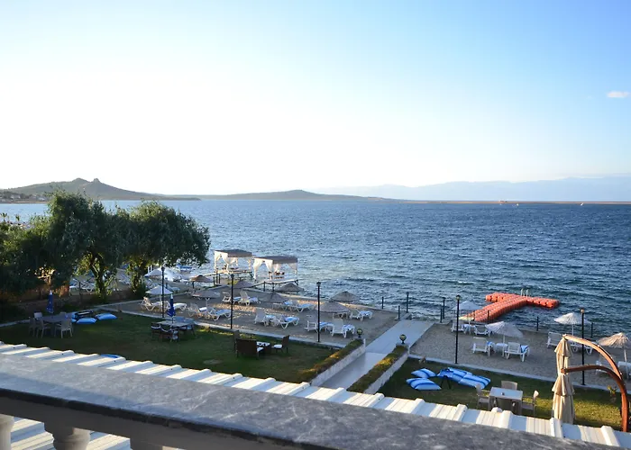 Cunda Basel Hotel 3*