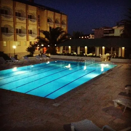 Cunda Basel Готель