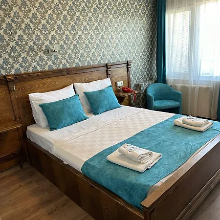 Готель Cunda Basel Айвалик