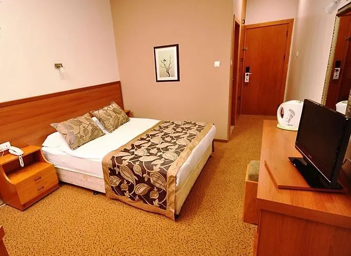 Ξενοδοχείο Cunda Basel 3*